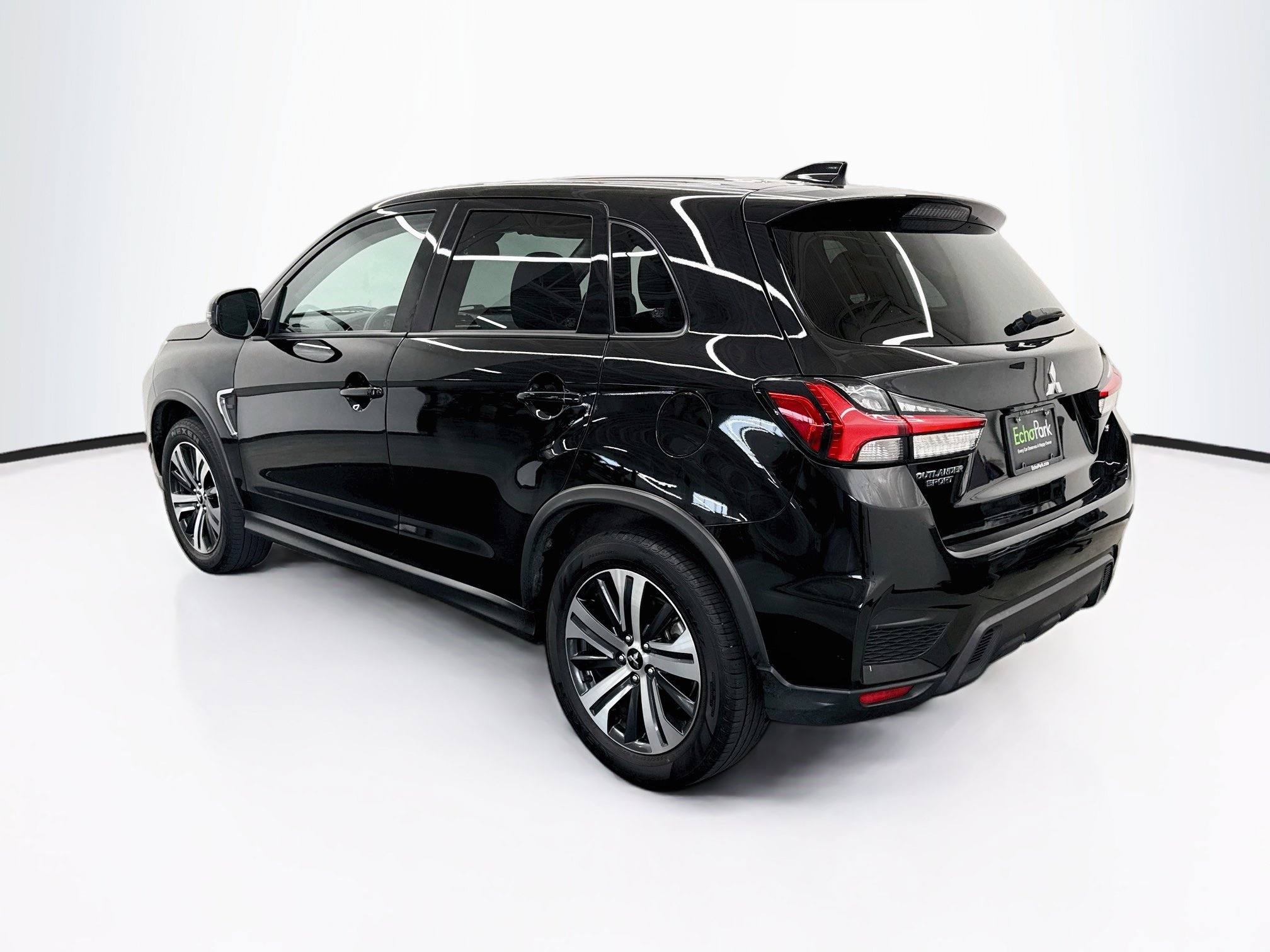 Used 2025 Mitsubishi Outlander Sport SE AWD/4WD image 5