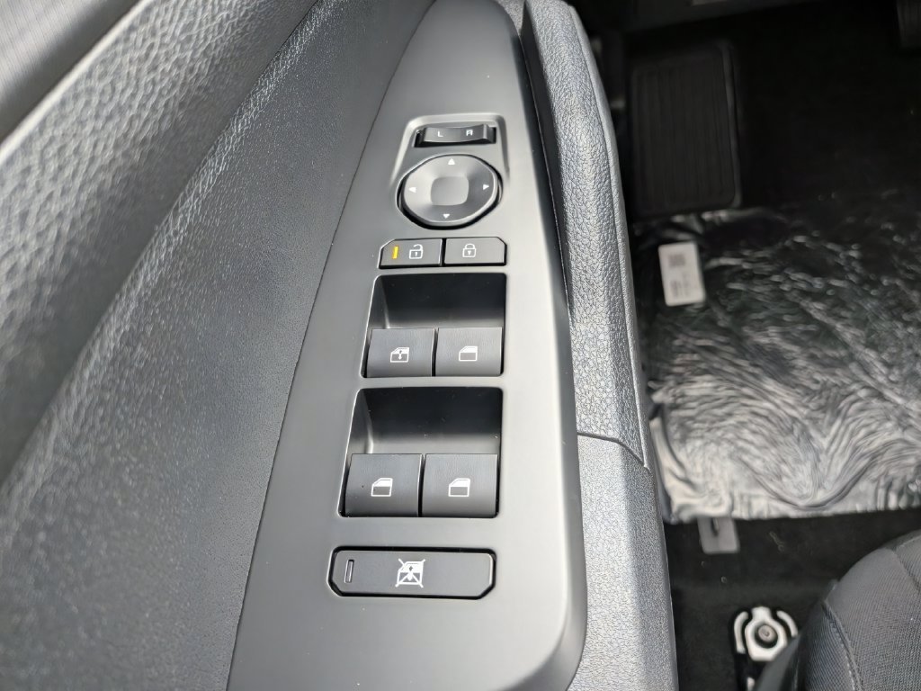 New 2026 Kia Sportage LX FWD image 21
