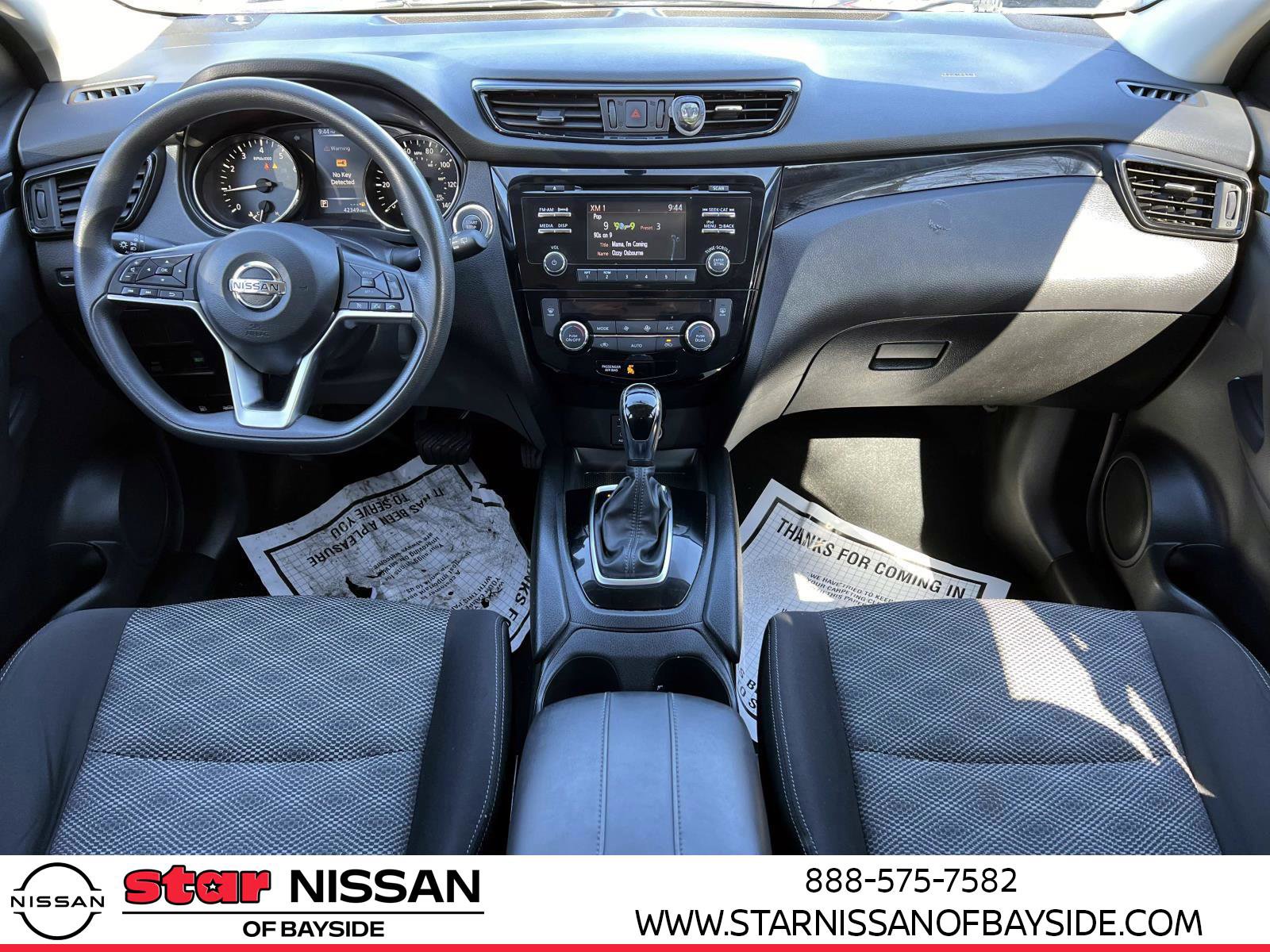 Used 2017 Nissan Rogue Sport SV AWD/4WD image 12