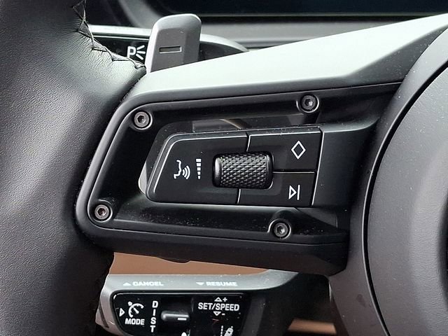 Certified 2026 Porsche Cayenne AWD/4WD image 27