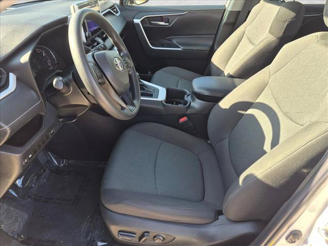 Certified 2023 Toyota RAV4 XLE w/ Convenience Package FWD image 15
