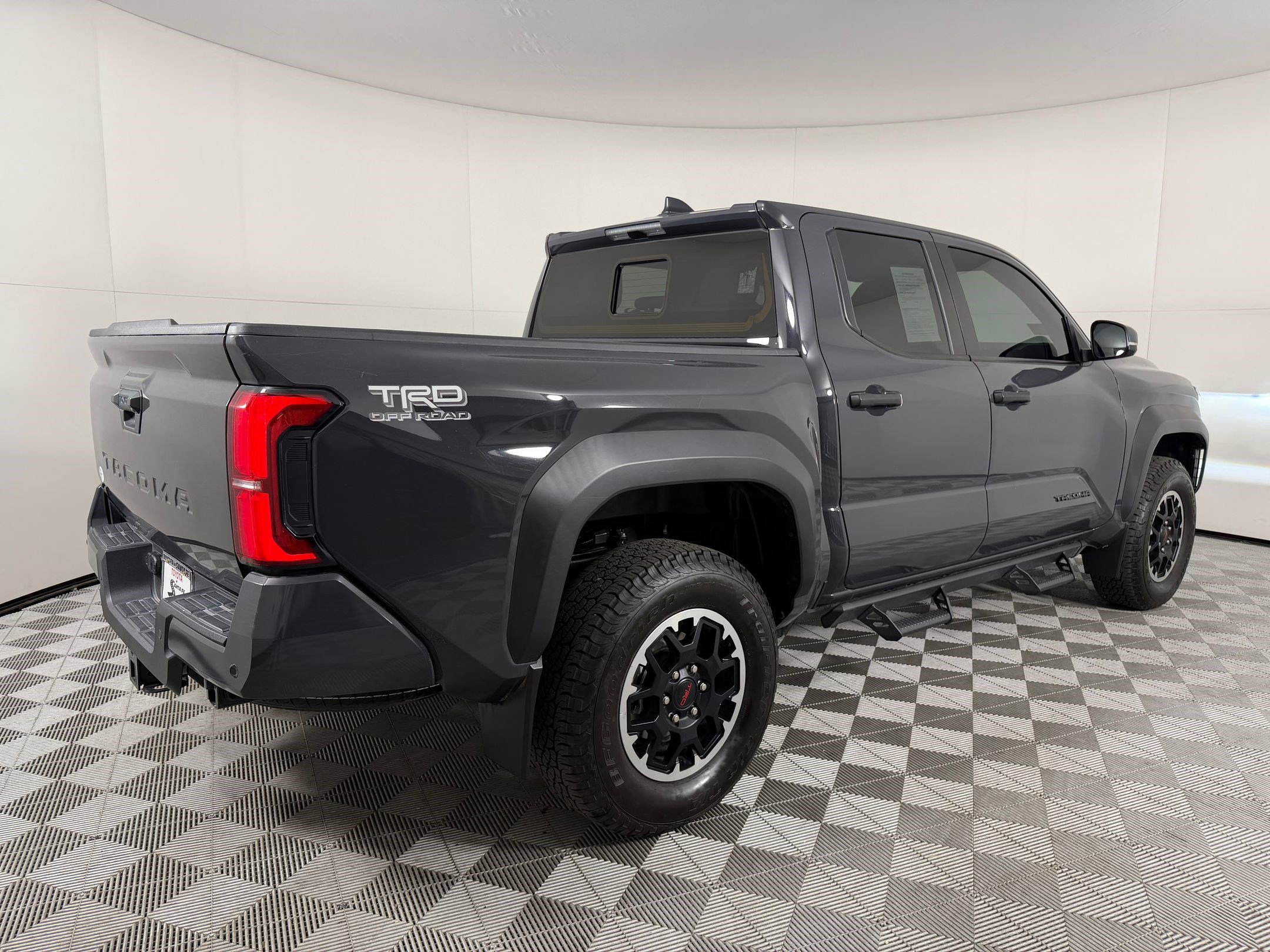 Certified 2024 Toyota Tacoma TRD Off-Road w/ TRD Off Road Upgrade Package image 8