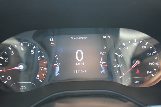 Used 2023 Jeep Compass Latitude AWD/4WD image 17