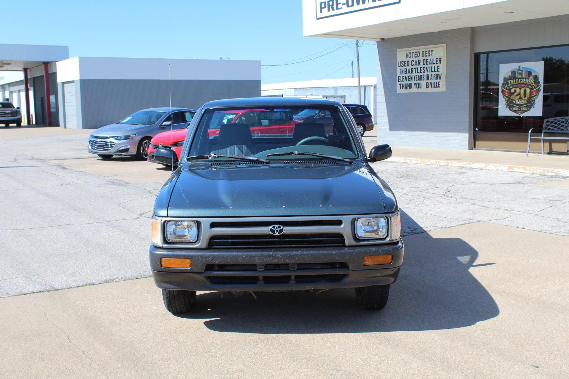 Used 1992 Toyota Pickup Deluxe RWD image 12