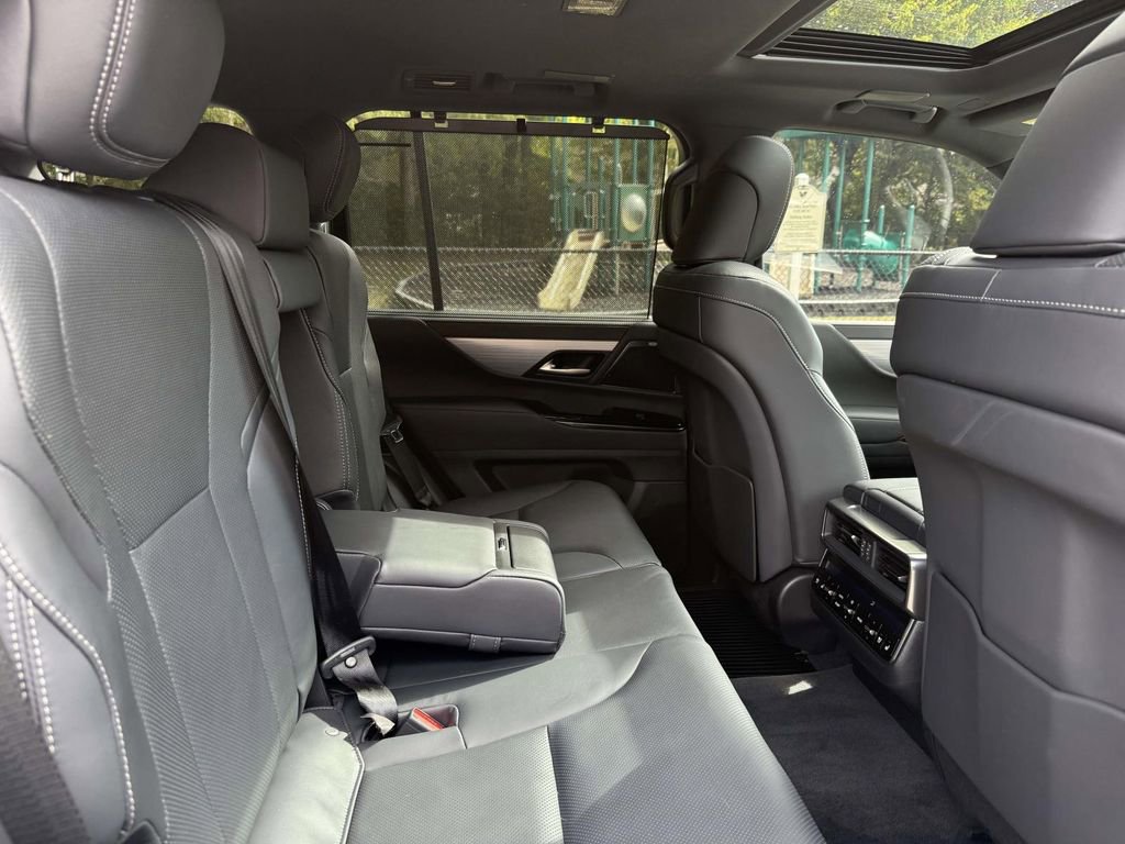 Used 2024 Lexus LX 600 F Sport image 16