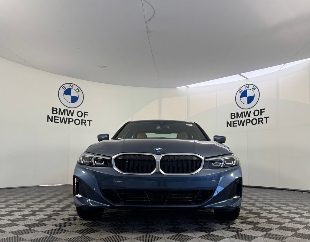 New 2026 BMW 330i xDrive Sedan w/ Convenience Package AWD/4WD image 4