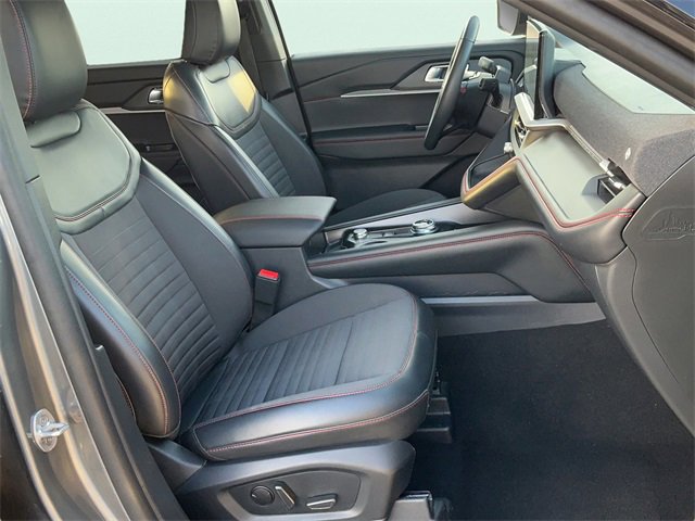 Used 2025 Ford Explorer ST-Line image 21