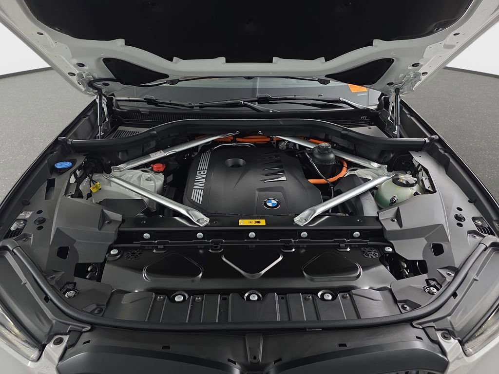 New 2026 BMW X5 xDrive50e w/ Executive Package image 30