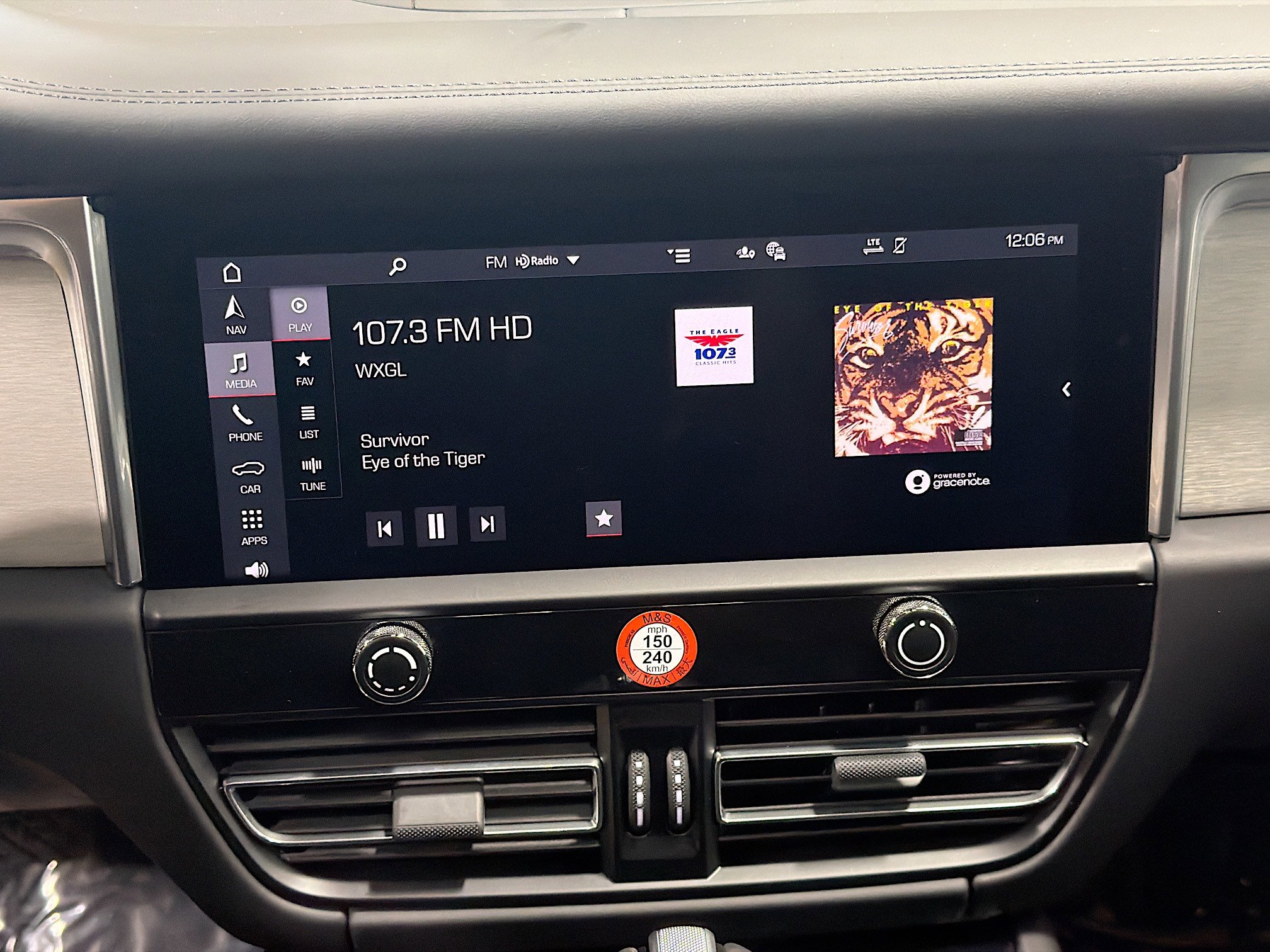 Used 2025 Porsche Macan S image 30