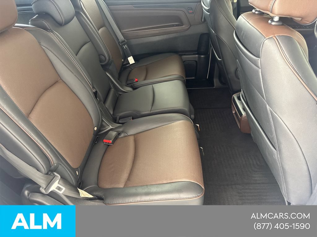 Used 2025 Honda Odyssey Elite image 18