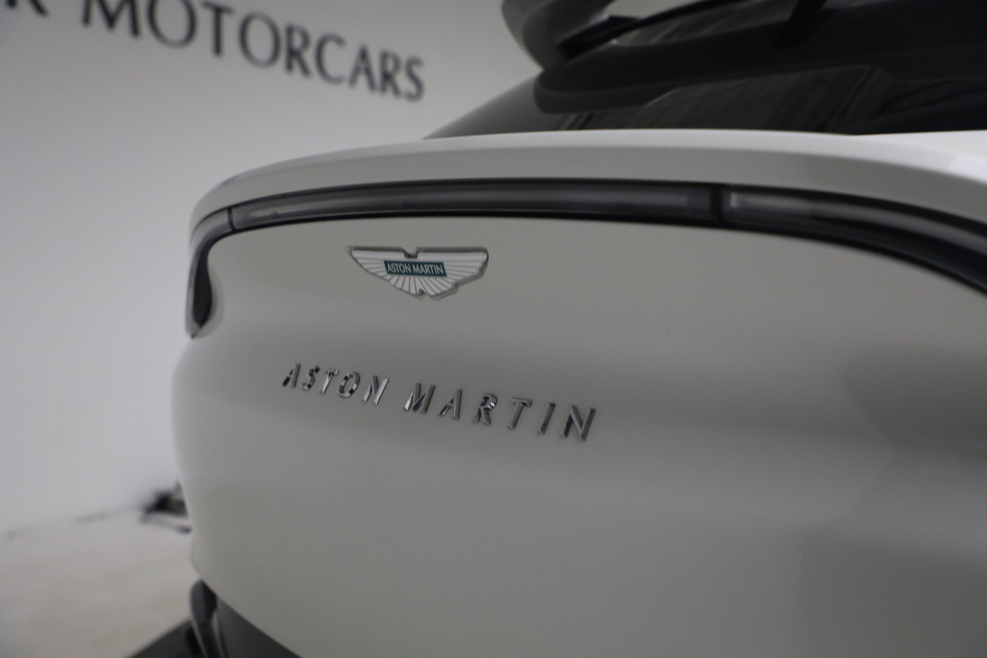 Used 2025 Aston Martin DBX 707 image 33