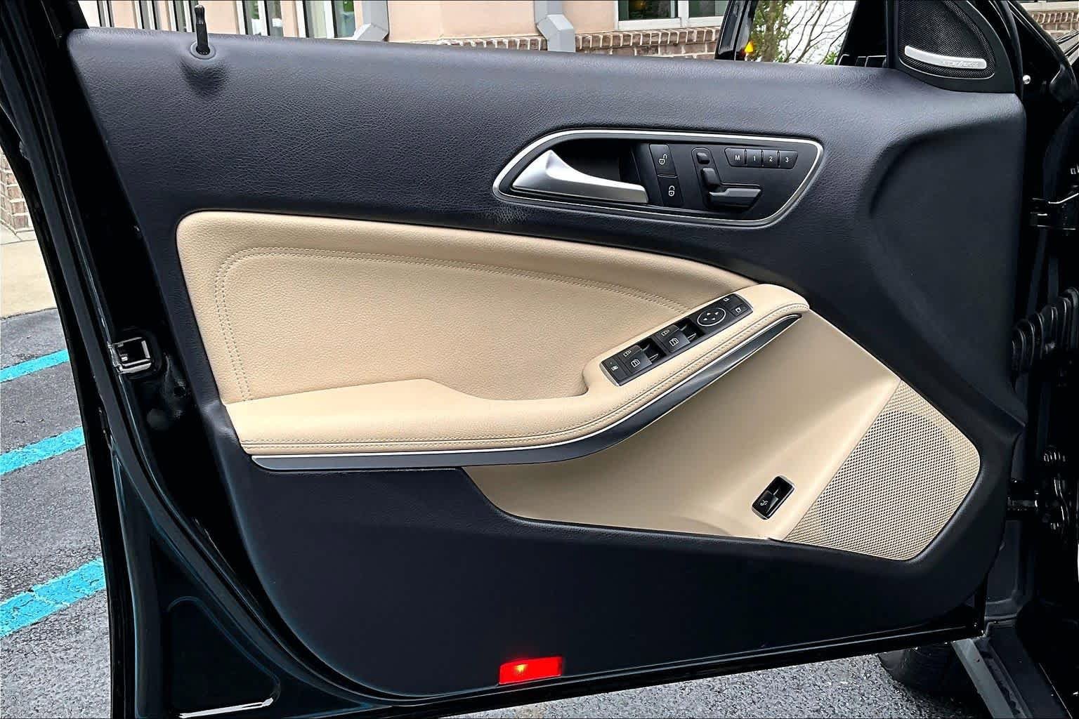 Certified 2017 Mercedes-Benz GLA 250 image 22
