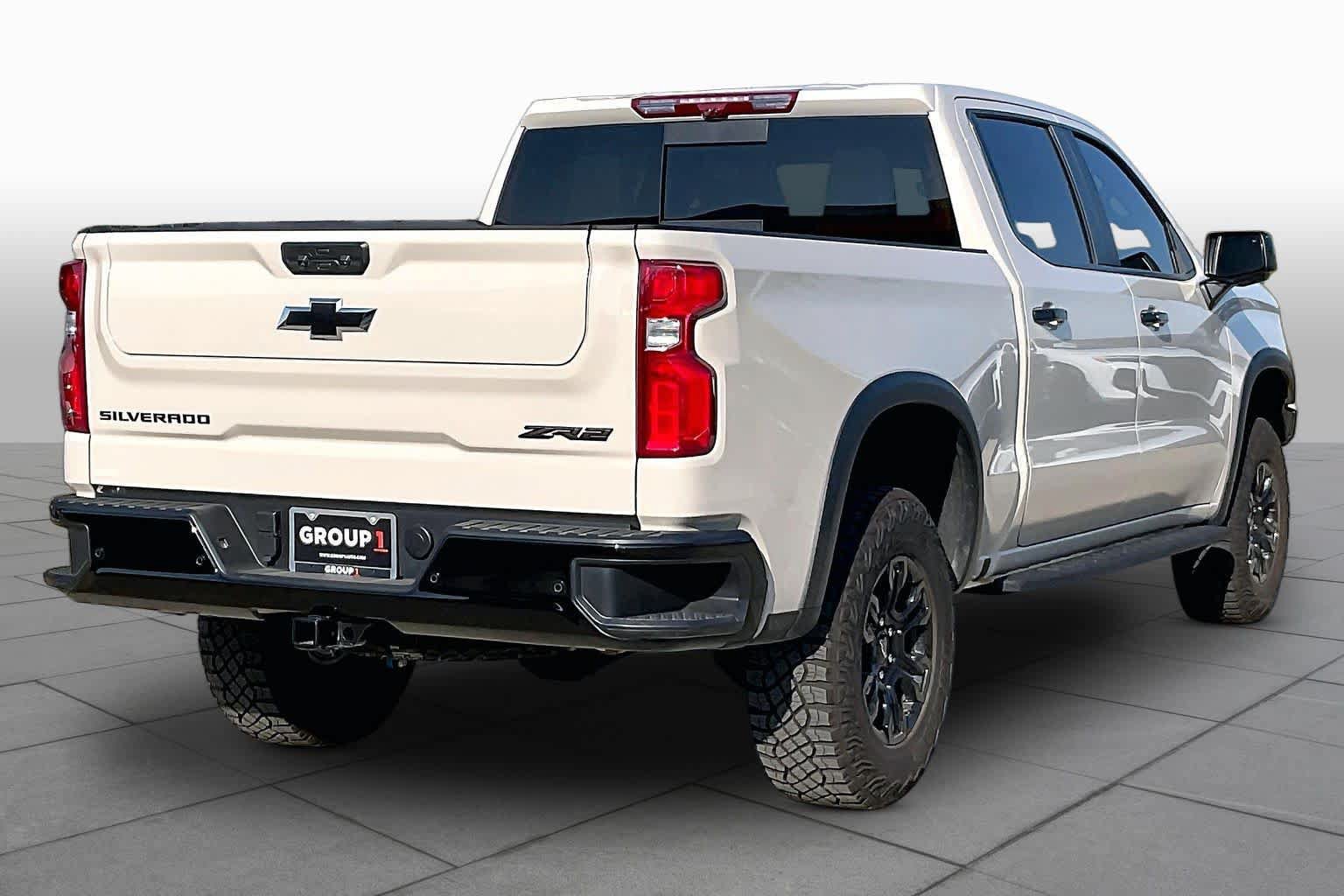 Used 2026 Chevrolet Silverado 1500 ZR2 w/ Dark Appearance Package AWD/4WD image 13