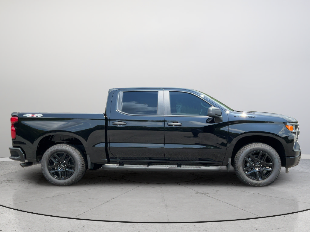 New 2026 Chevrolet Silverado 1500 Custom w/ Turbomax Blackout Package AWD/4WD image 6