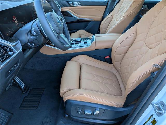New 2026 BMW X5 xDrive50e w/ M Sport Package image 4