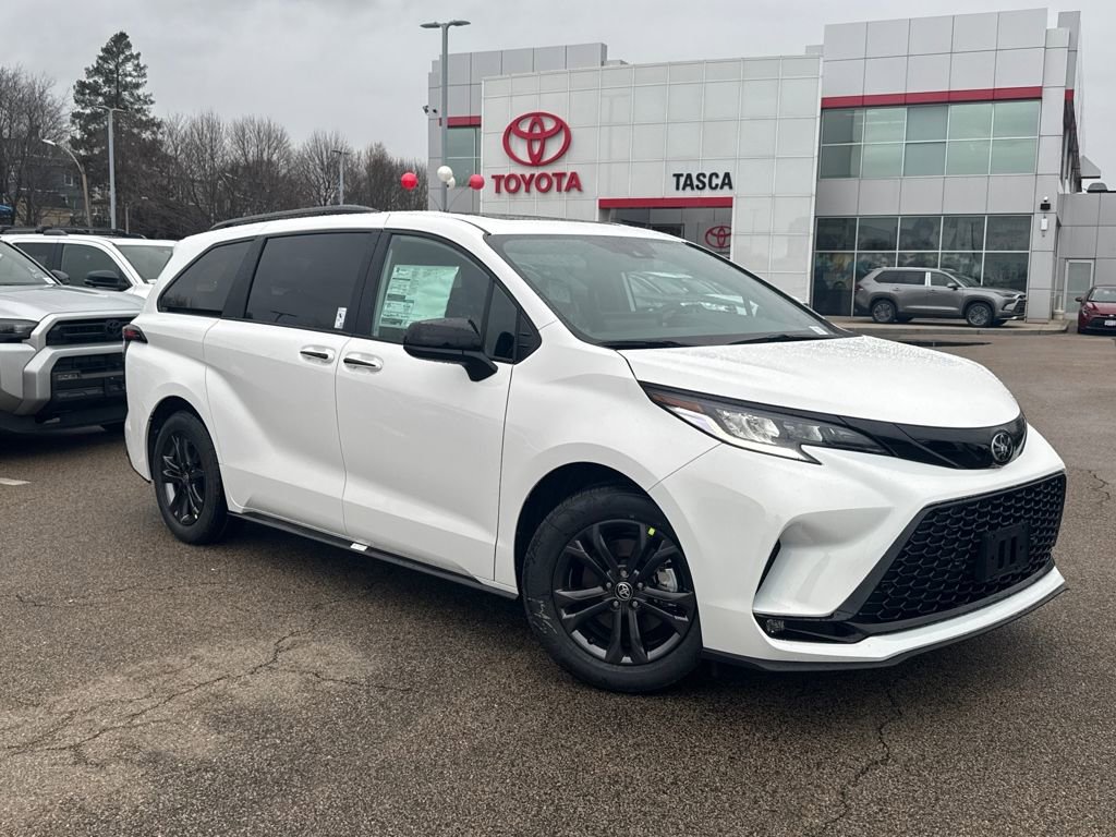 New 2026 Toyota Sienna XSE