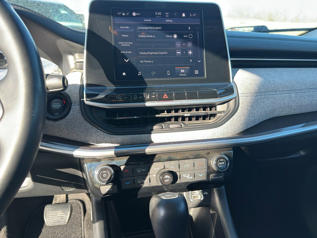 Used 2022 Jeep Compass Latitude w/ Convenience Group image 18