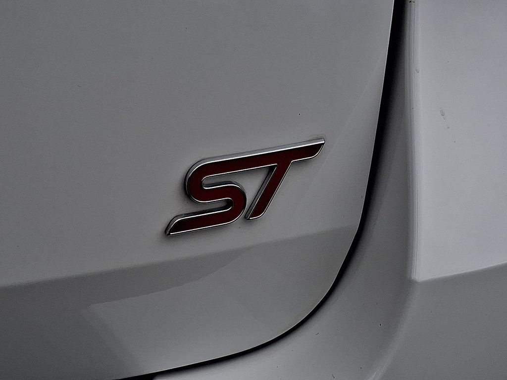 Certified 2025 Ford Explorer ST AWD/4WD image 33