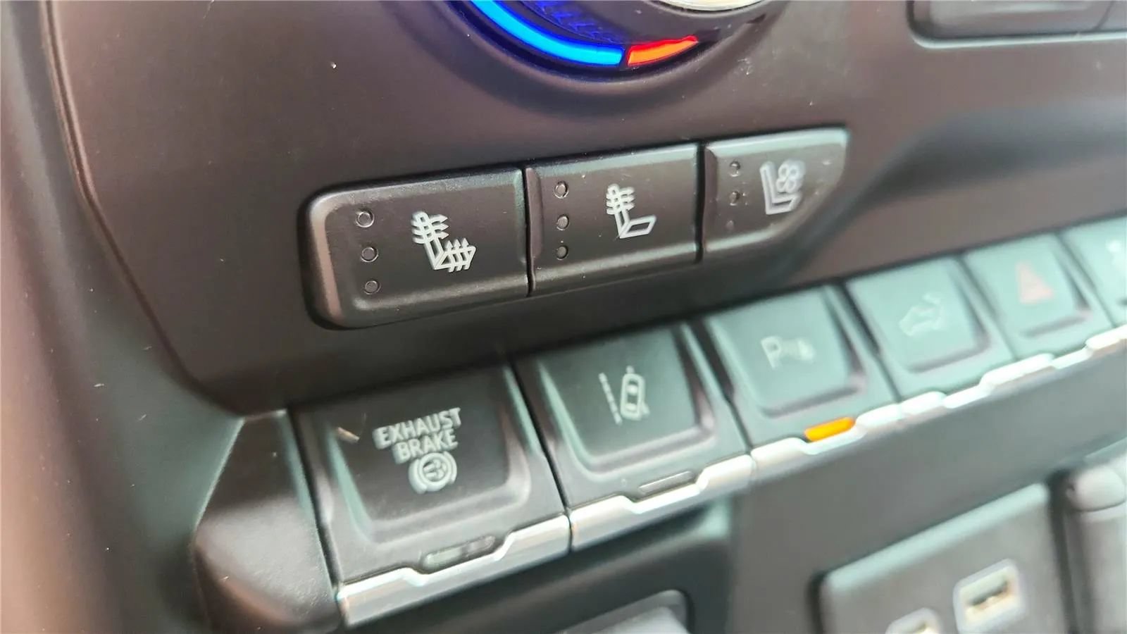Used 2021 Chevrolet Silverado 3500 High Country AWD/4WD image 16