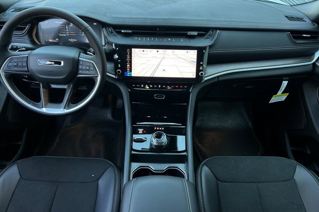 New 2026 Jeep Grand Cherokee L 4WD image 13