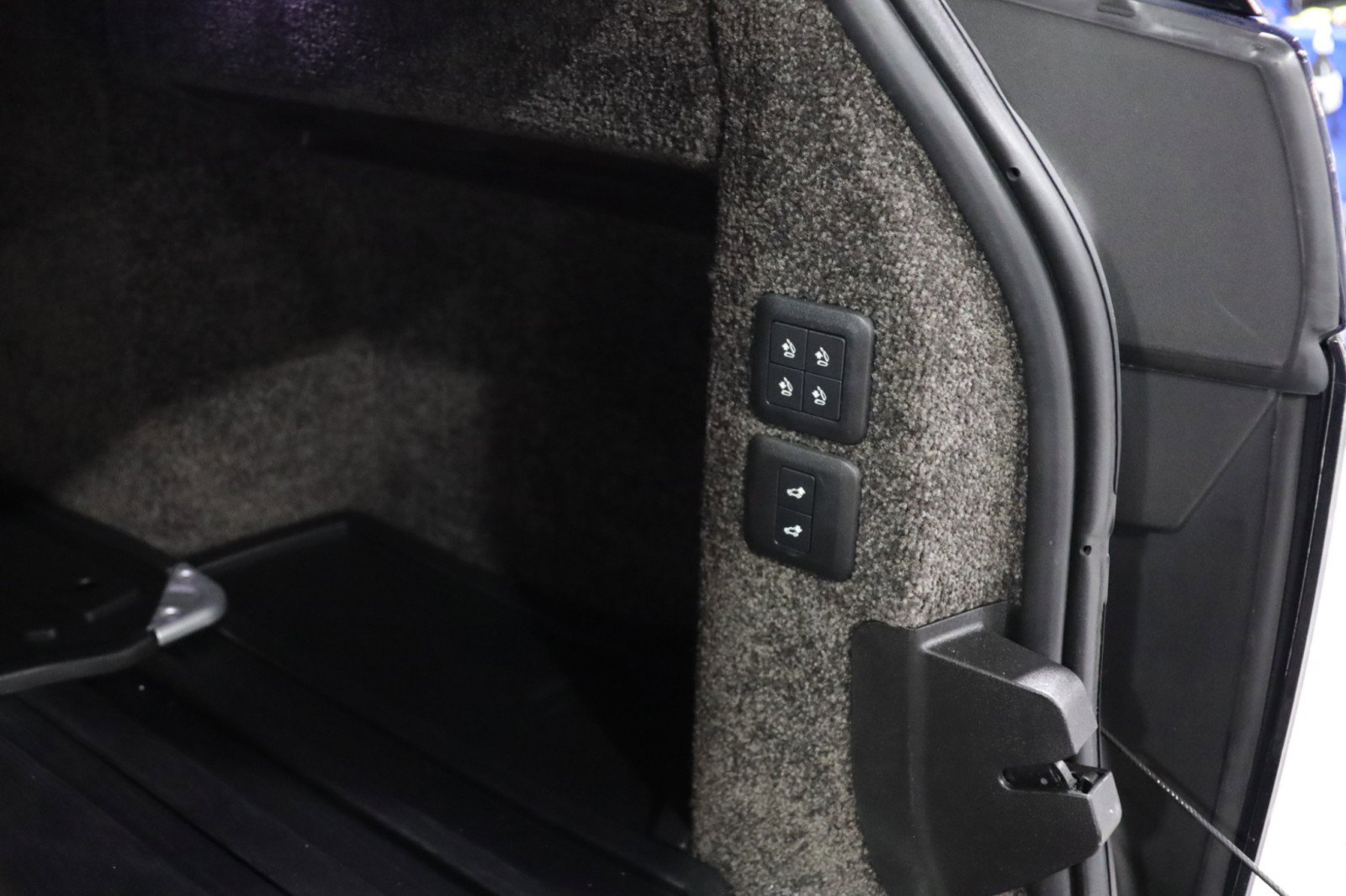 Used 2019 Land Rover Range Rover HSE image 35