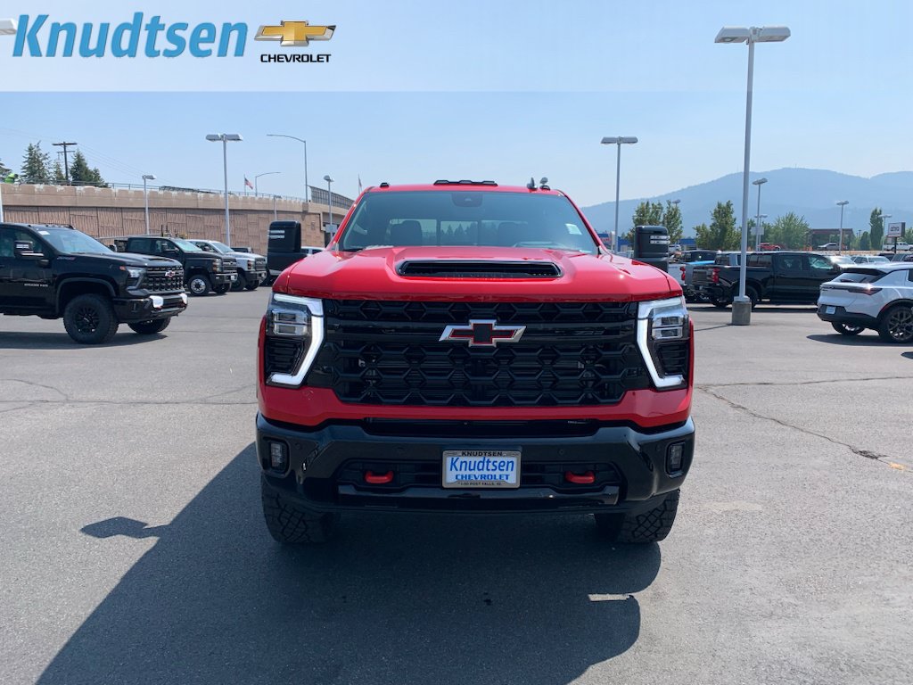 New 2026 Chevrolet Silverado 2500 ZR2 w/ LPO, Dark Essentials Package AWD/4WD image 2