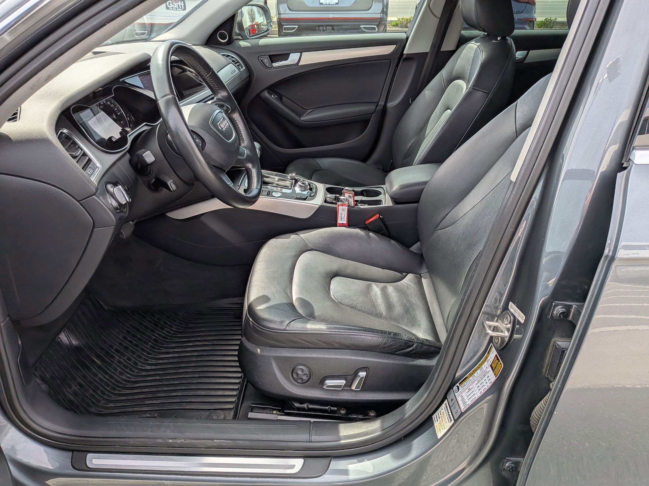 Used 2013 Audi A4 2.0T Prestige w/ Prestige Pkg image 25