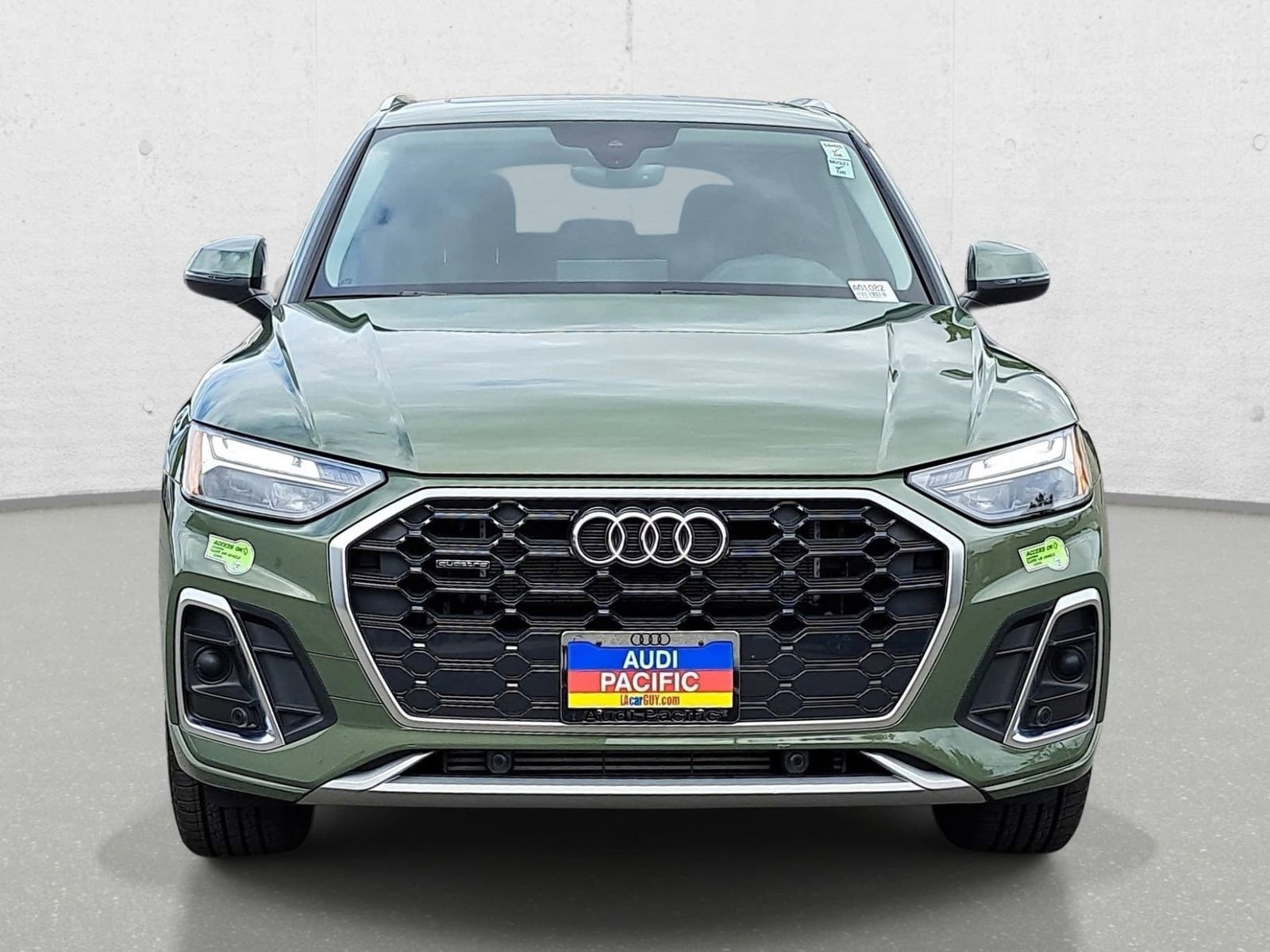 Used 2023 Audi Q5 e Premium w/ Convenience Package AWD/4WD image 2