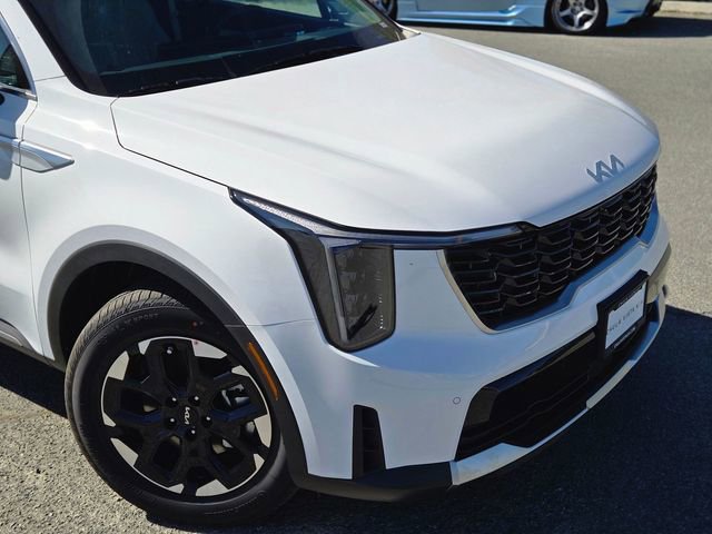 New 2026 Kia Sorento S image 3