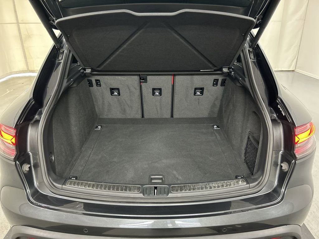 Certified 2025 Porsche Macan image 23