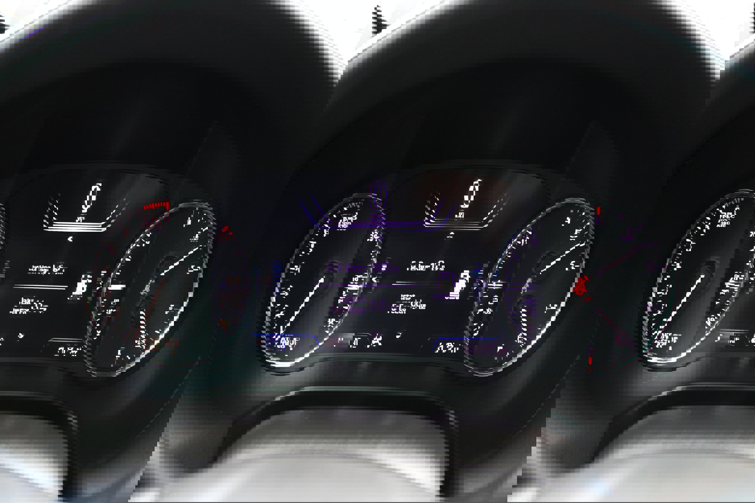 Used 2022 Buick Enclave Avenir w/ Avenir Technology Package image 25