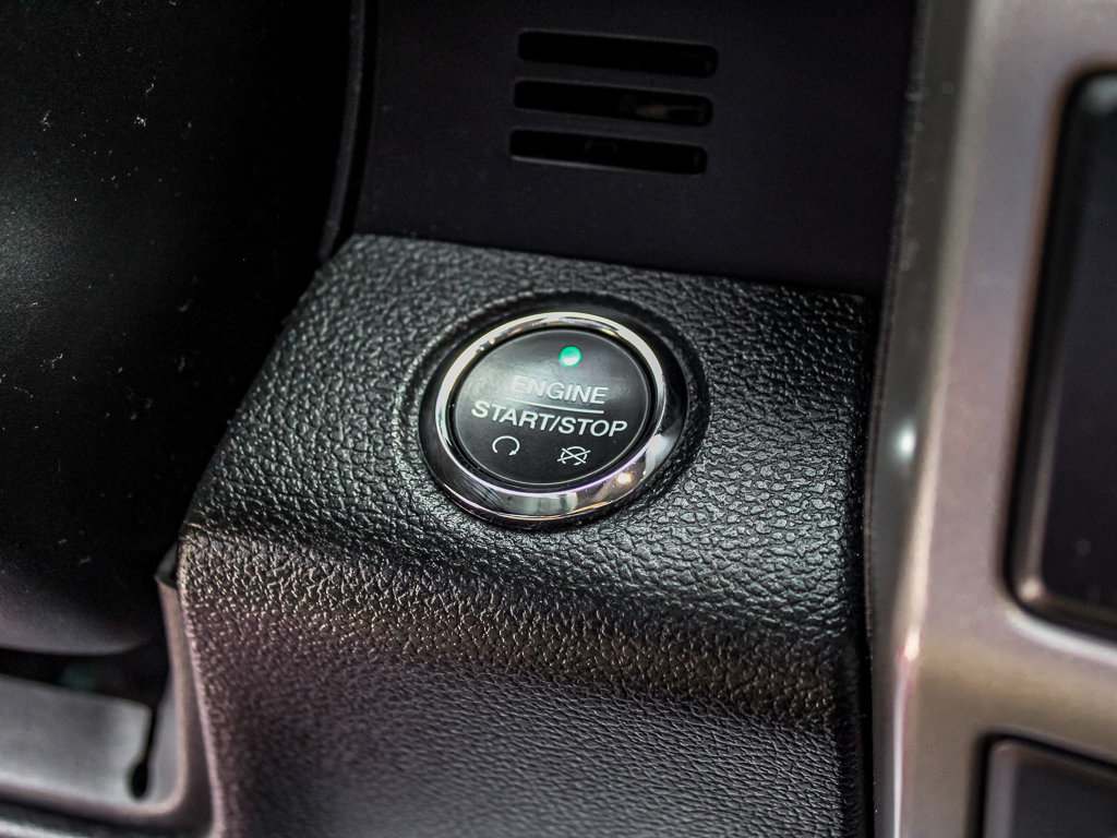 Used 2016 Ford F150 Lariat w/ Equipment Group 502A Luxury AWD/4WD image 31