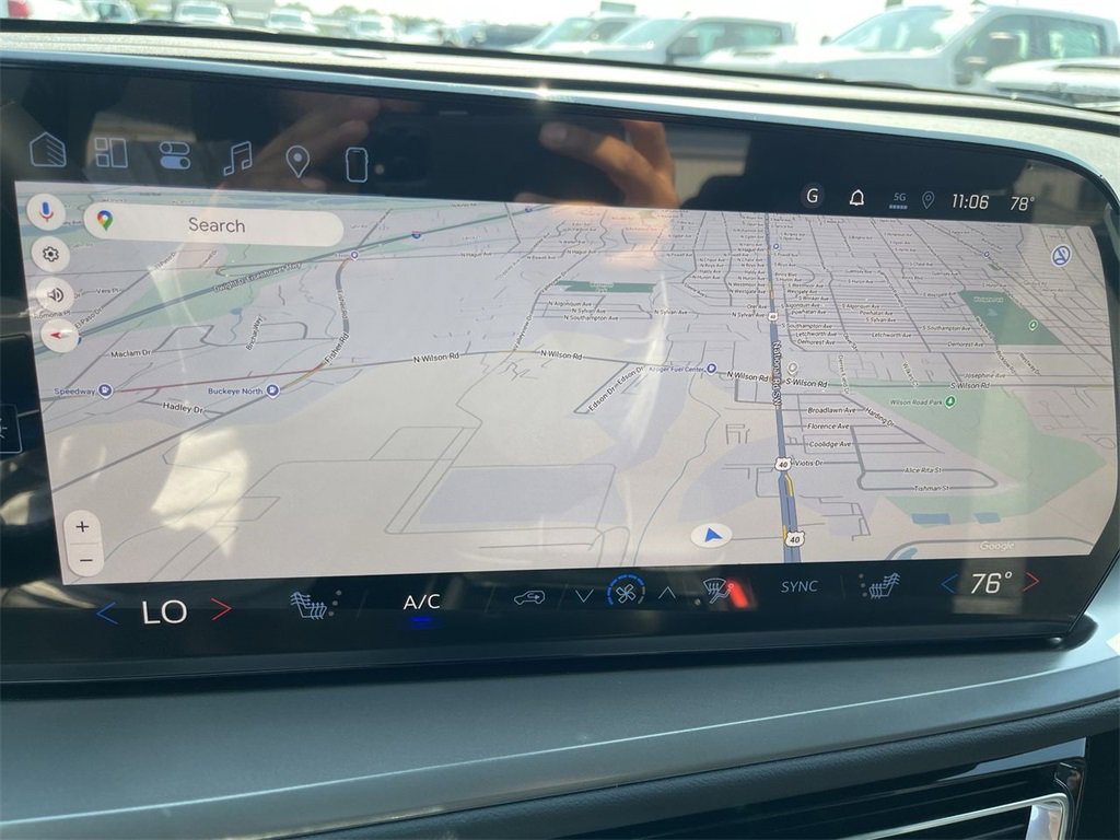 New 2026 Chevrolet Traverse LT w/ Driver Confidence Package image 18