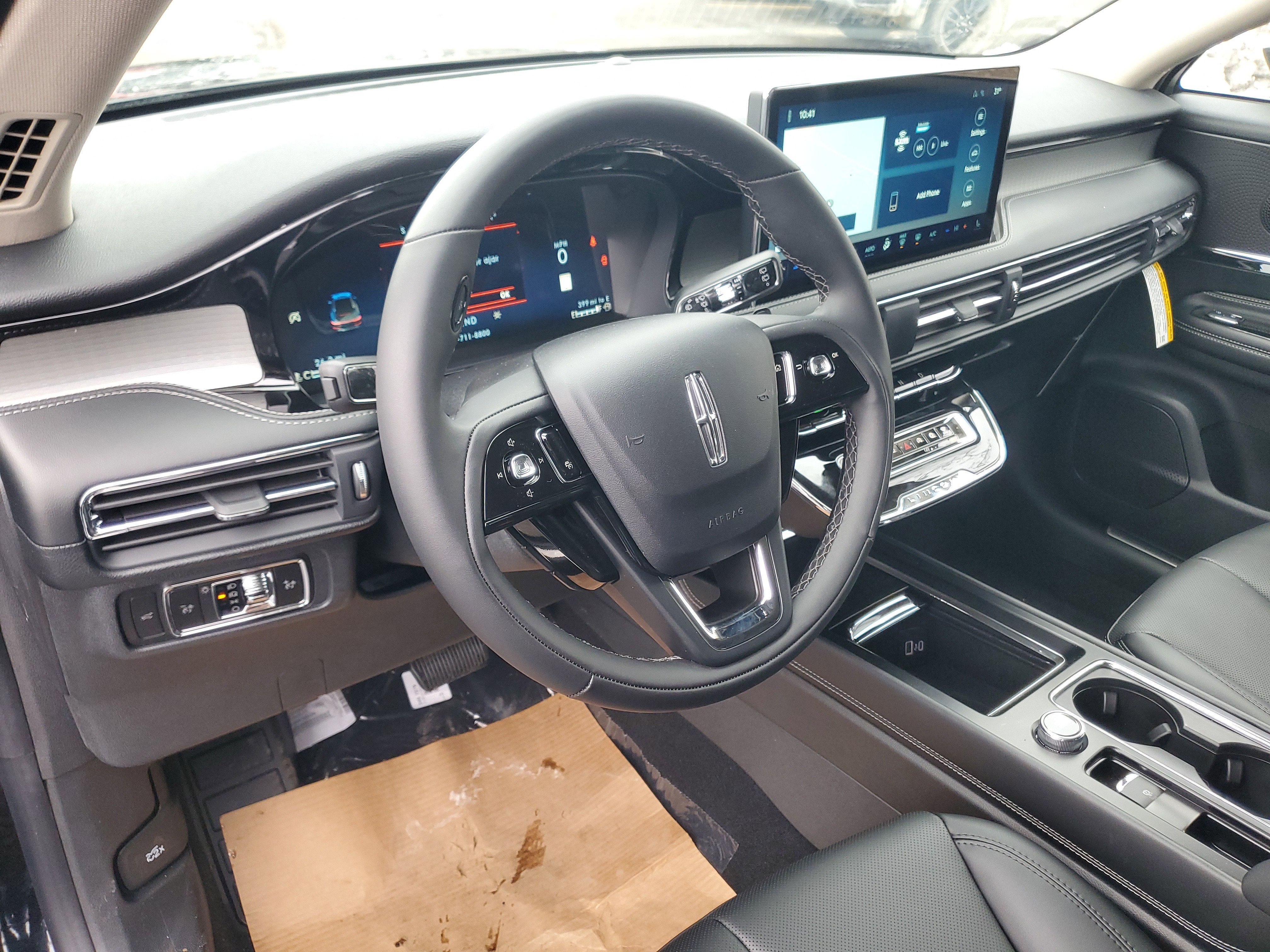 New 2026 Lincoln Corsair Premiere image 12