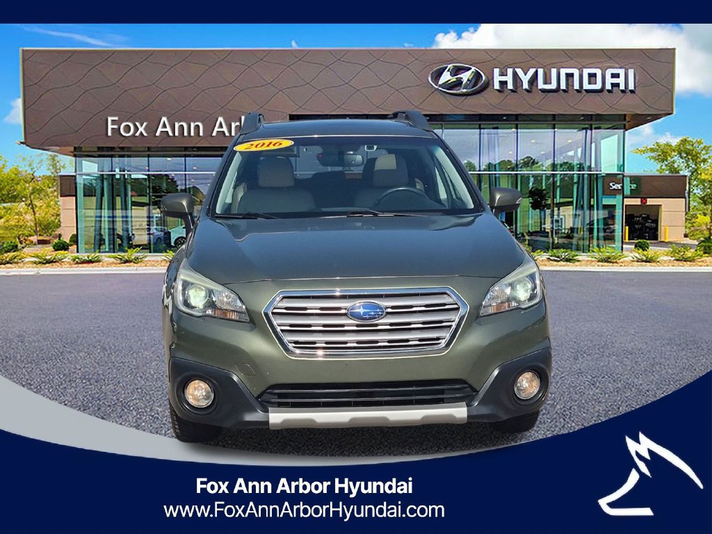 Used 2016 Subaru Outback 3.6R Limited AWD/4WD image 5