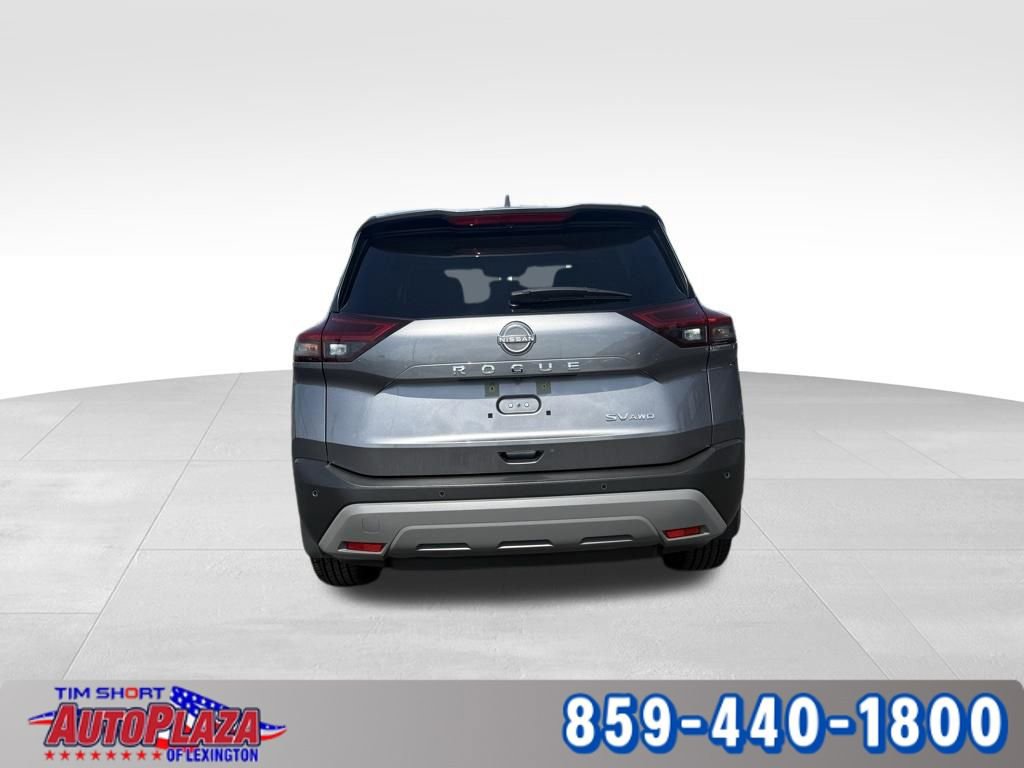 Used 2023 Nissan Rogue SV AWD/4WD image 12