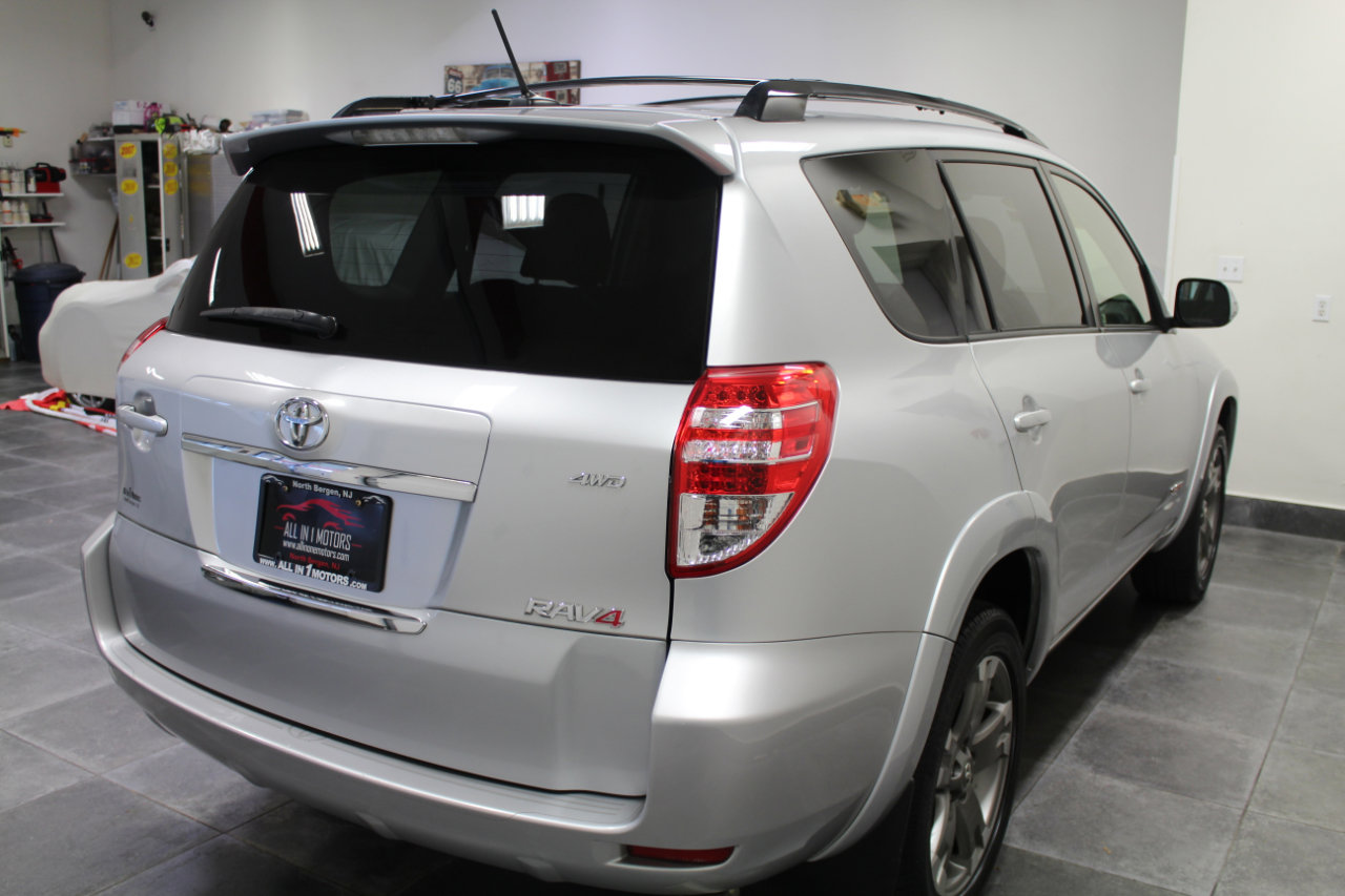 Used 2012 Toyota RAV4 Sport image 6