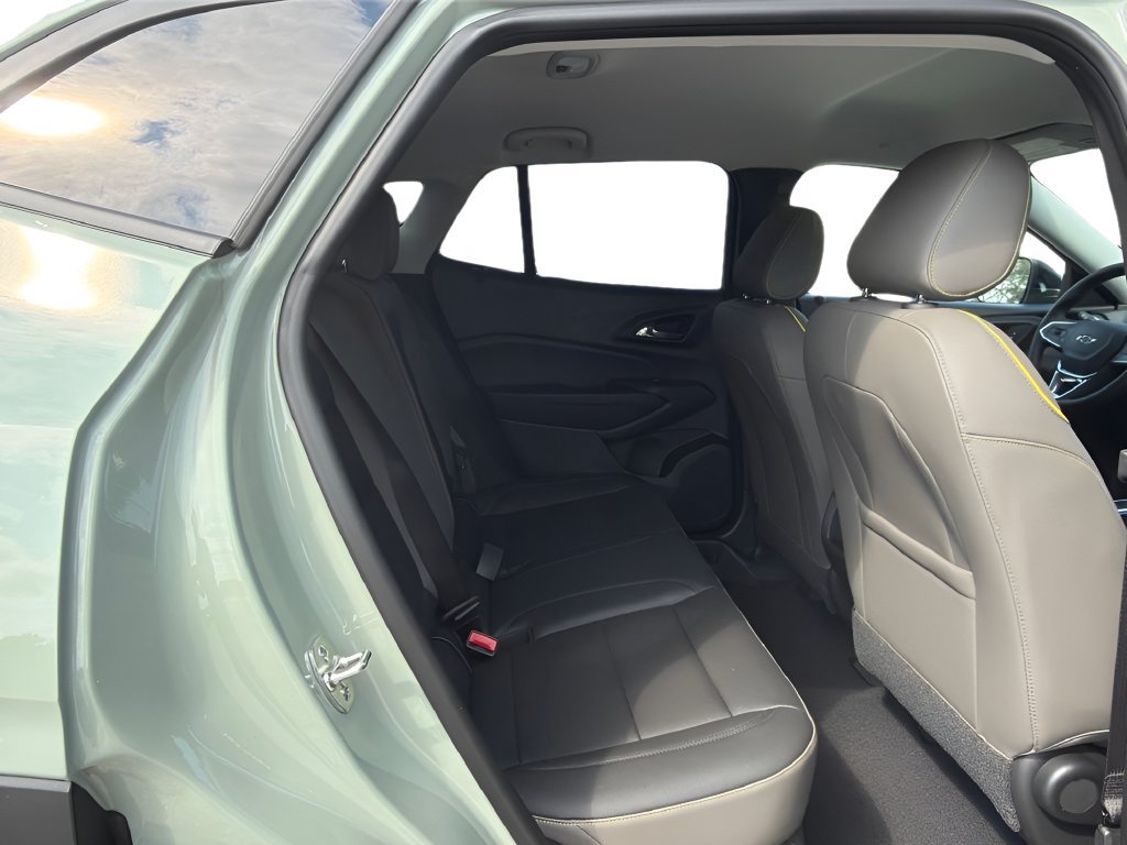 New 2026 Chevrolet Trax ACTIV w/ Driver Confidence Package FWD image 10