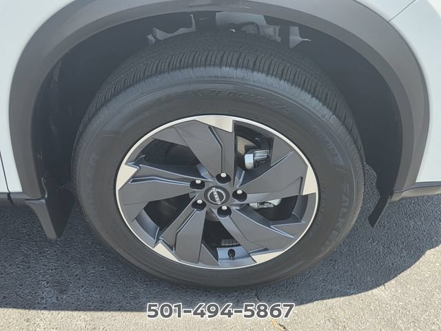 Used 2026 Nissan Rogue SV FWD image 17