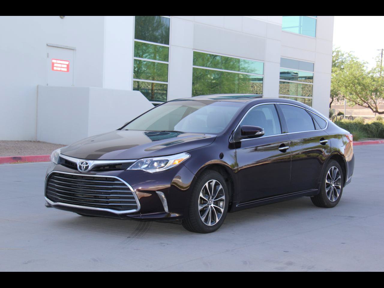 Used 2016 Toyota Avalon XLE Premium