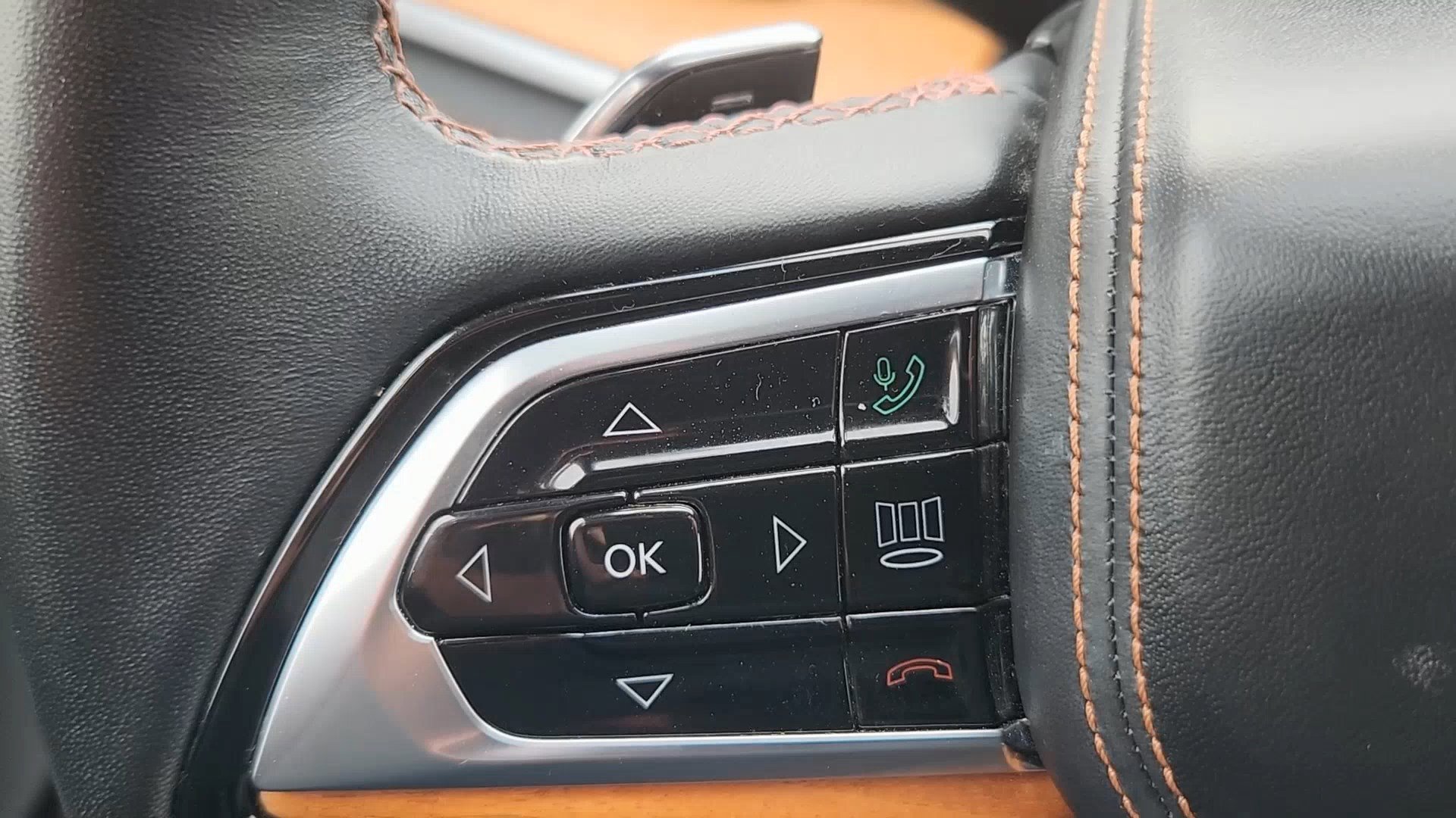 Used 2022 Jeep Grand Cherokee Summit image 13