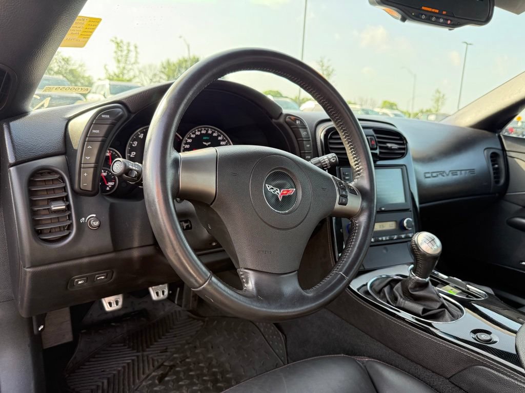 Used 2008 Chevrolet Corvette Z06 w/ Preferred Equipment Group RWD image 11