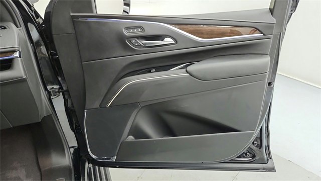 Certified 2024 Cadillac Escalade Sport Platinum image 23