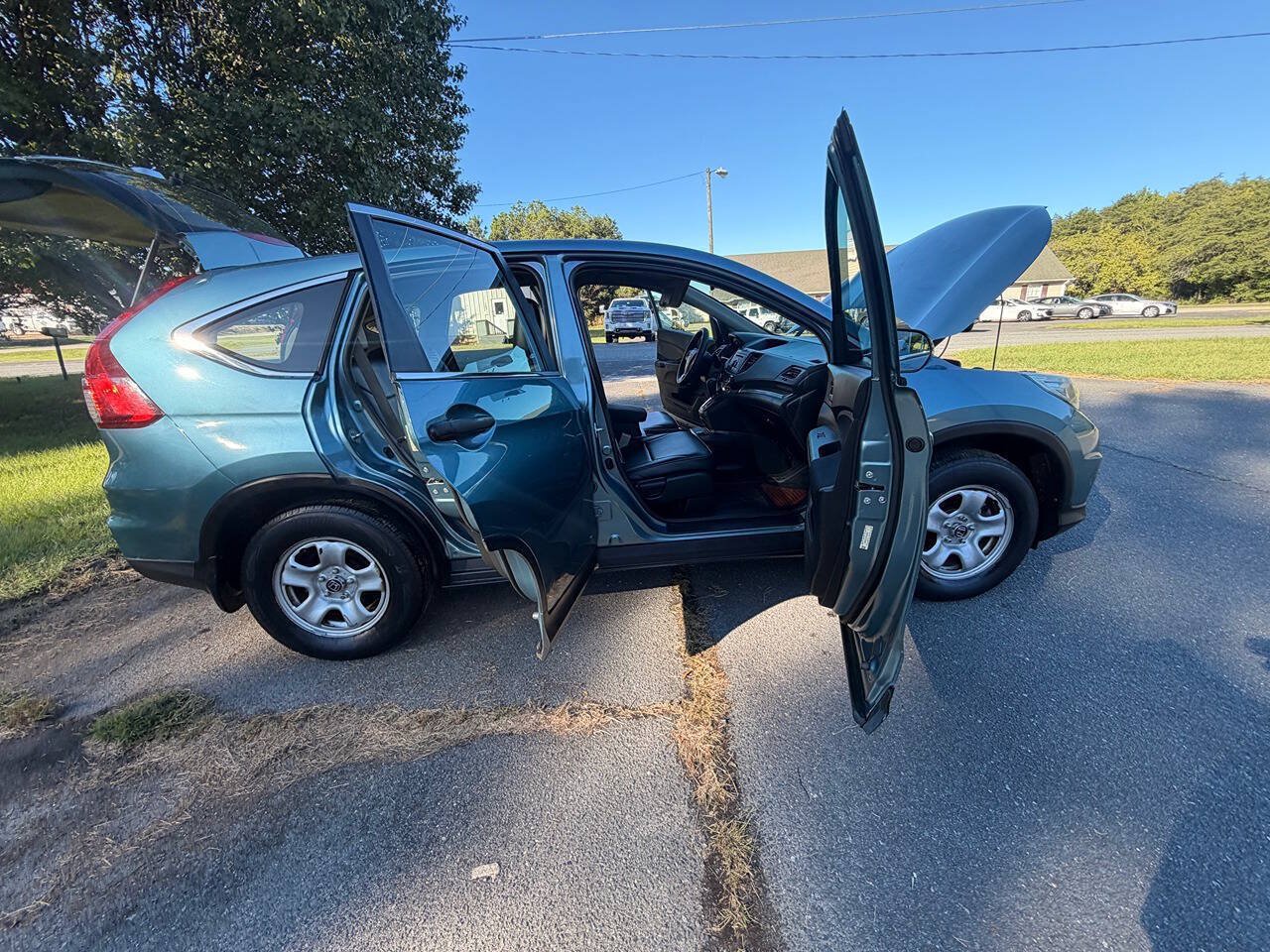 Used 2015 Honda CR-V LX image 20