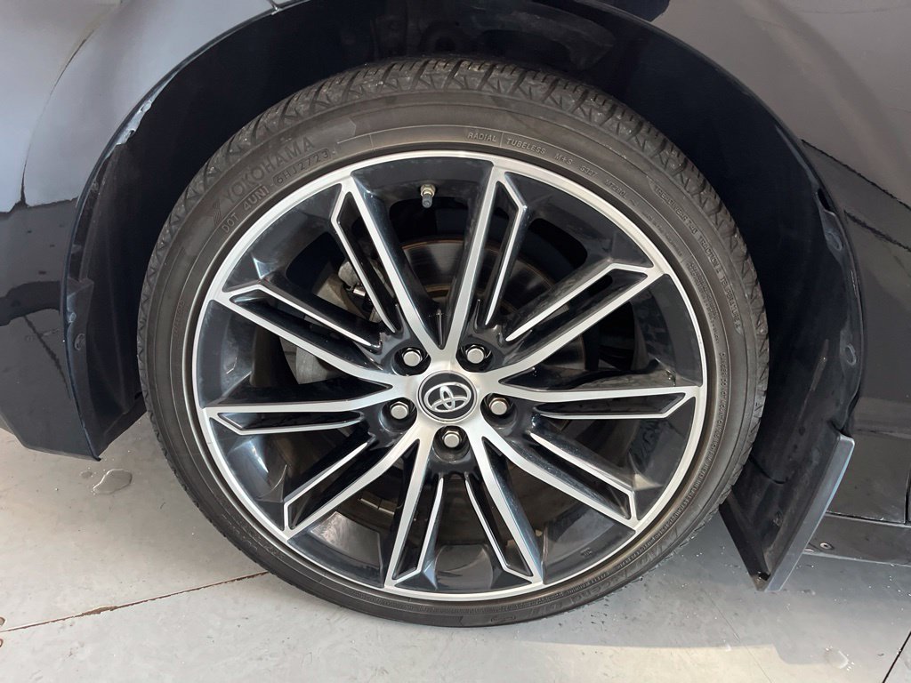 Used 2019 Toyota Avalon XSE w/ All Weather Liner Package FWD image 14