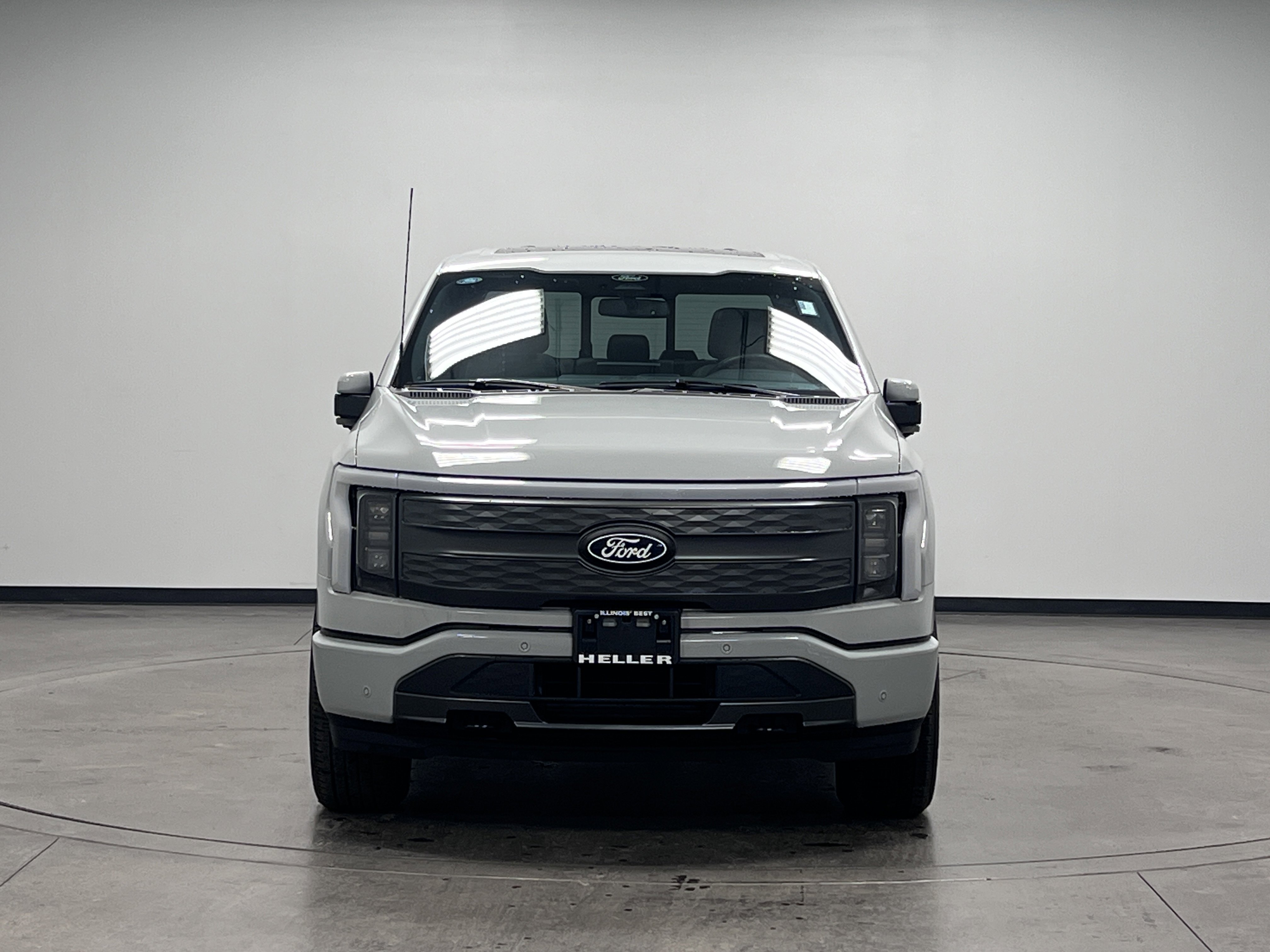 Used 2024 Ford F150 Lightning Lariat AWD/4WD image 3