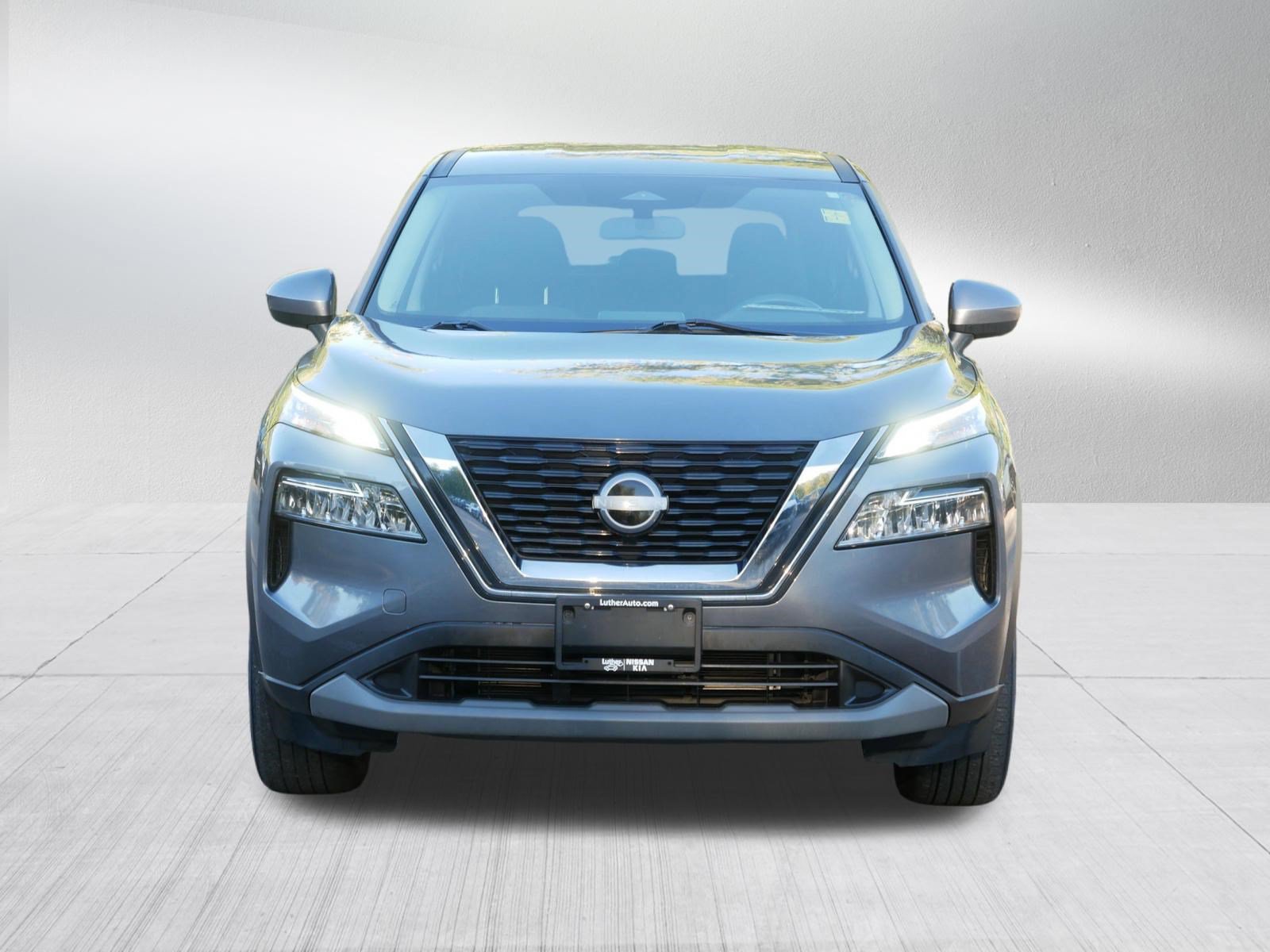 Certified 2023 Nissan Rogue SV AWD/4WD image 2