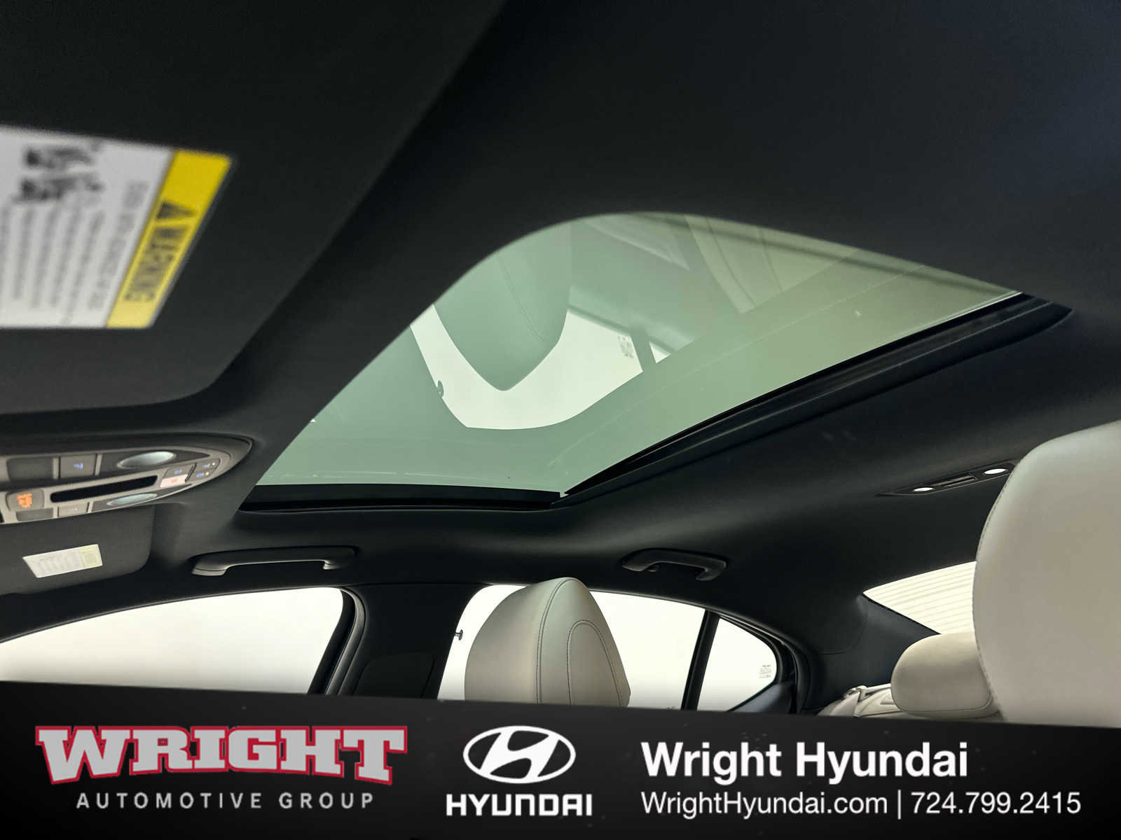 Certified 2025 Genesis G70 2.5T w/ Sport Prestige Package image 30