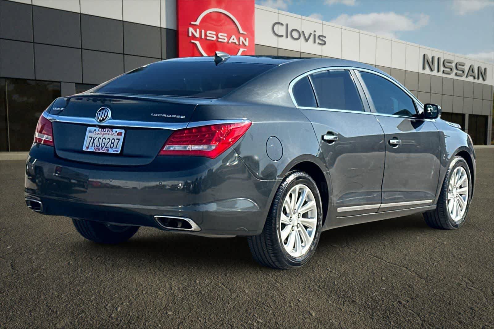 Used 2015 Buick LaCrosse Leather FWD image 3