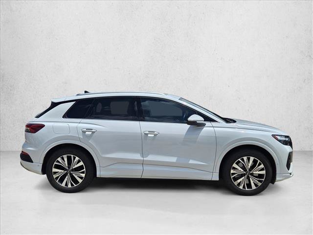 Certified 2024 Audi Q4 e-tron Premium Plus RWD image 4